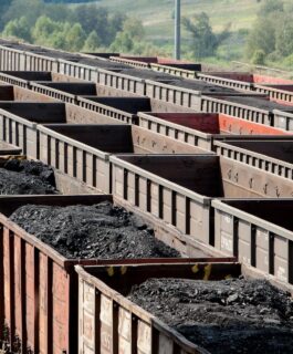Губернатор Кузбасса распорядился наращивать поставки угля на Восток