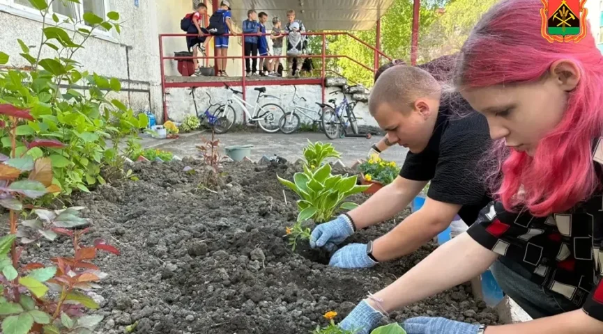В Кузбассе в период летних каникул есть возможность трудоустроить более шести тысяч подростков