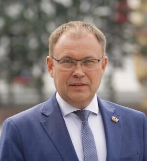 Губернатор Кузбасса поздравил медиков с профессиональным днём