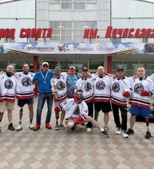 «Кузнецкий Легион» стал серебряным призером соревнований по следж-хоккею