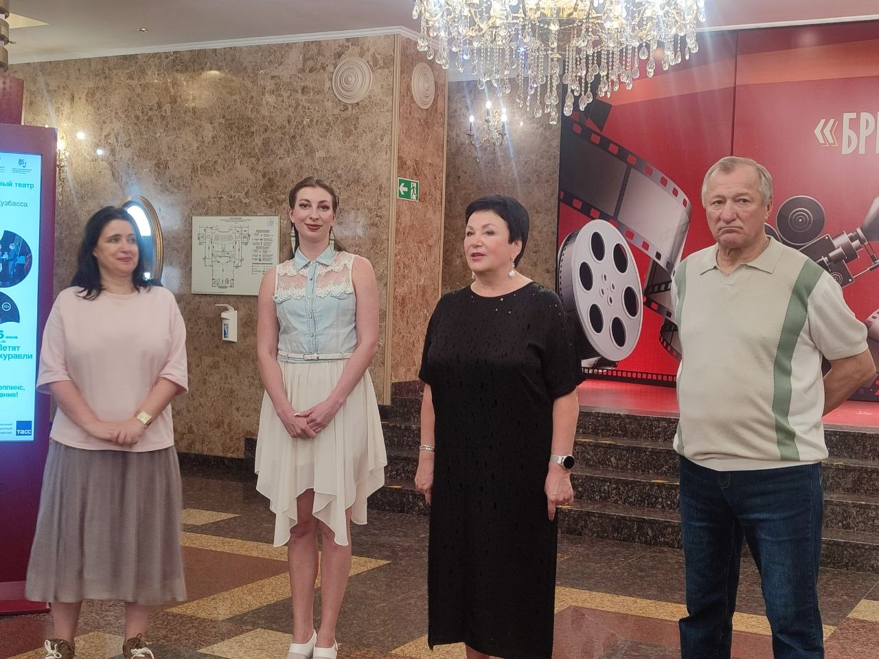 «150 человек и 3 контейнера декораций»: в Кемерово с гастролями приехал Иркутский музыкальный театр
