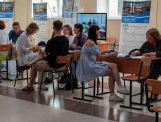 Жены погибших участников СВО получили возможность поступить в российские вузы