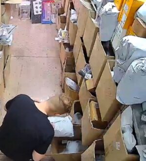 Похитил товары клиентов на 150 тысяч: в Прокопьевске задержали работника маркетплейса