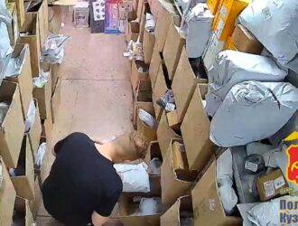 Похитил товары клиентов на 150 тысяч: в Прокопьевске задержали работника маркетплейса