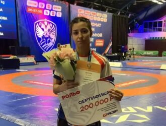 Новокузнечанка Арина Наумова завоевала медаль чемпионата России по борьбе