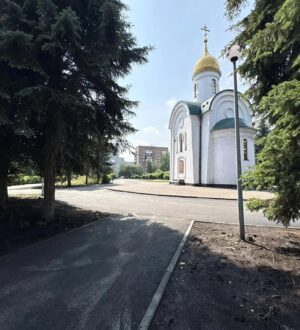 В Новокузнецке преображается сквер у часовни в Орджоникидзевском районе