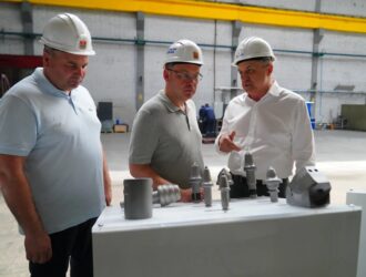 В Новокузнецке Илья Середюк осмотрел новую производственную площадку компании, выпускающей горный инструмент