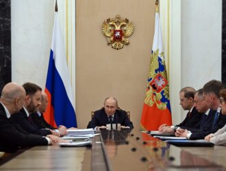 Владимир Путин назвал экономику России устойчивой, несмотря на попытки ее дестабилизировать