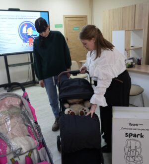 Более 700 кузбасских семей воспользовались услугами бесплатного проката вещей для новорожденных