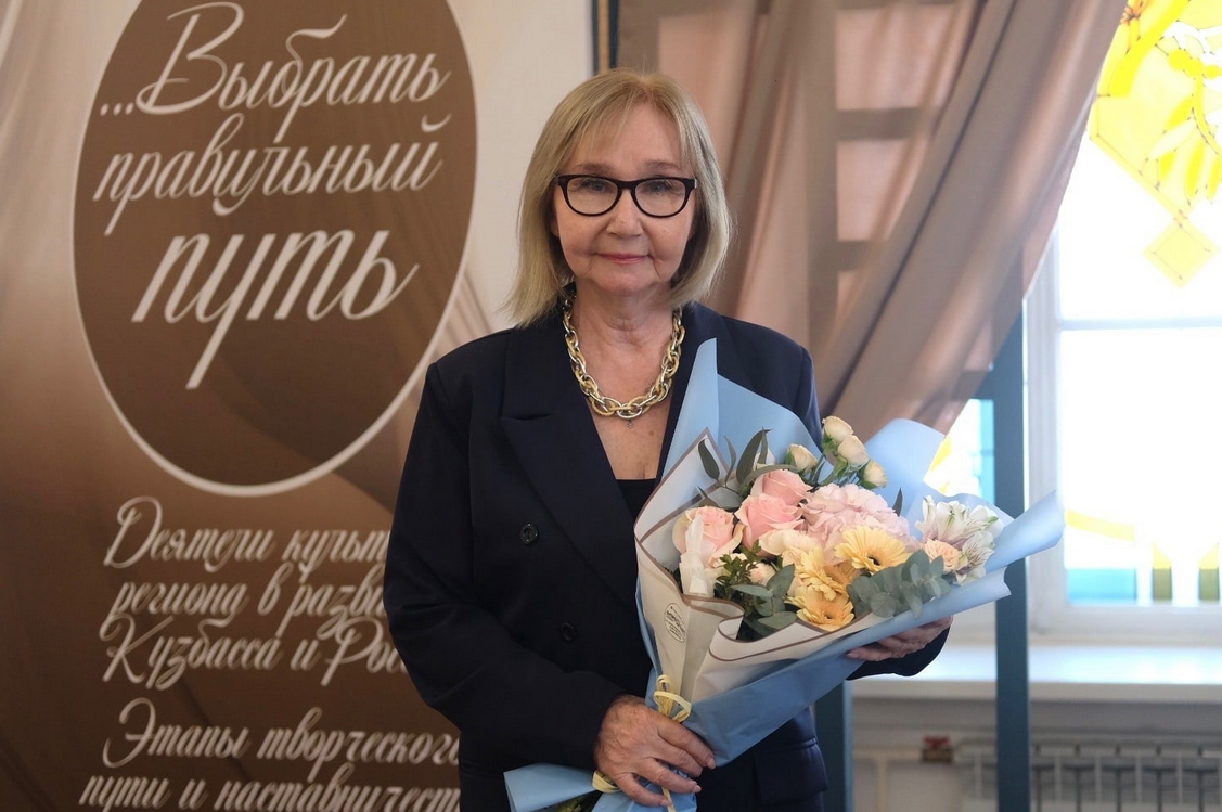 75 лет жизненного пути и 50 лет на сцене: в Прокопьевской драмтеатре грядет бенефис заслуженной актрисы РФ Алевтины Серебряковой