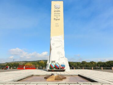 В Кемерове капитально отремонтируют памятник кузбассовцам, павшим в годы Великой Отечественной войны