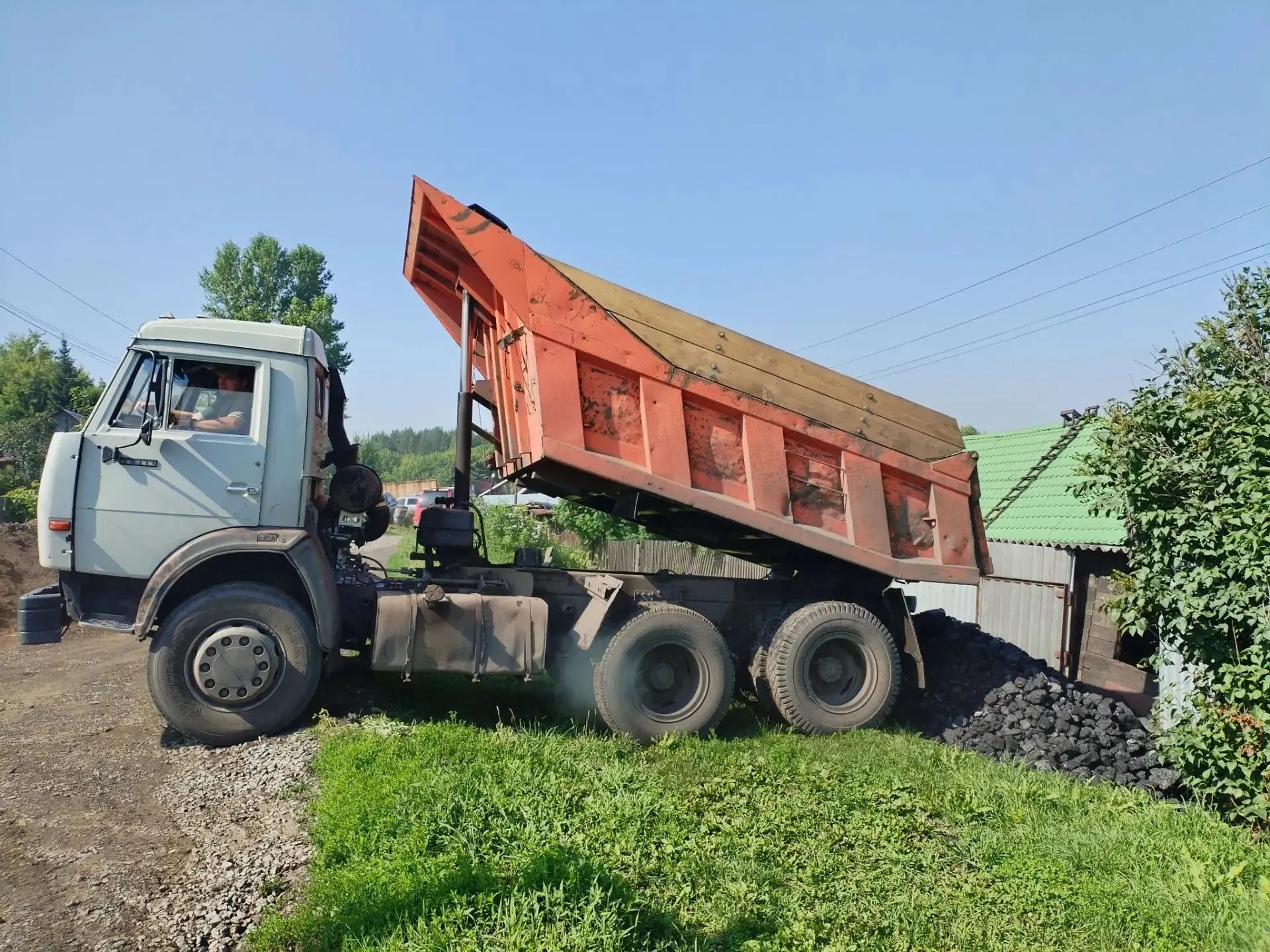 В Новокузнецке более 500 семей получат бесплатный уголь к отопительному сезону